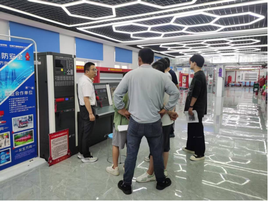 微信图片_20250917151000_56_242 微信图片_20250917151000_56_242