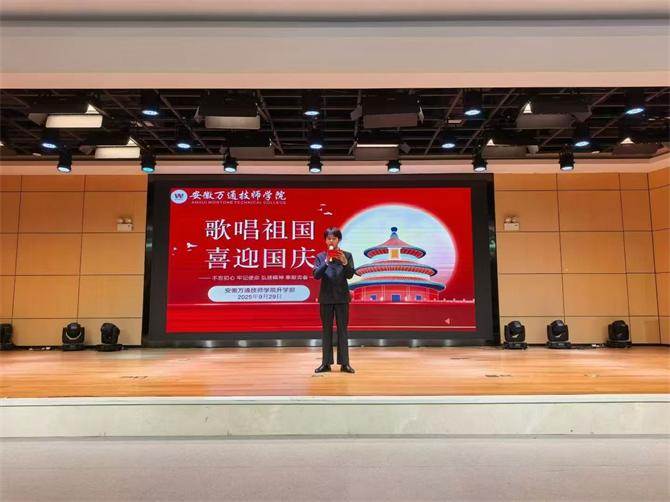 图片包含 柜台, 桌子, 男人, 炉子

AI 生成的内容可能不正确。