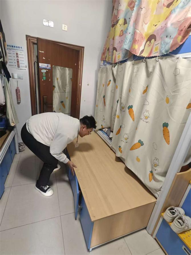 微信图片_20251127085819_295_450 微信图片_20251127085819_295_450