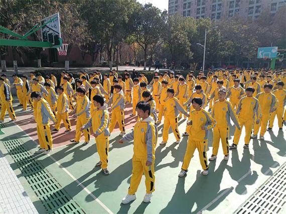 29f28ad2174715bd40641e262e960089