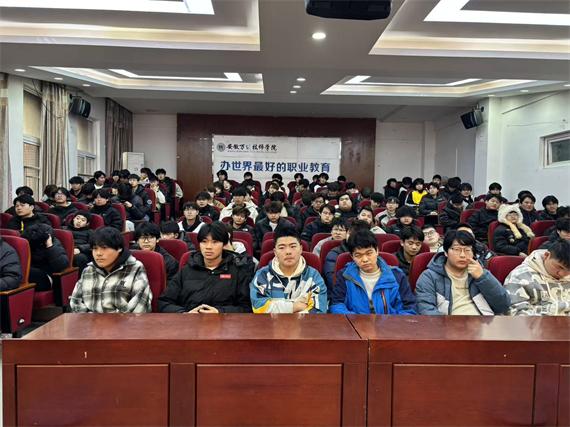 0370c27eb4cb9524e2046a725f34be5d