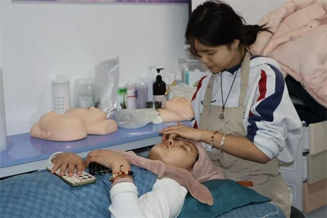 微信图片_20251216160349_347_450