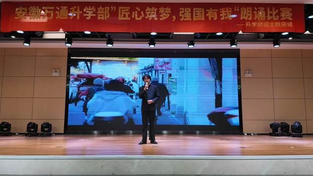 图片包含 游戏机, 电脑, 桌子

AI 生成的内容可能不正确。