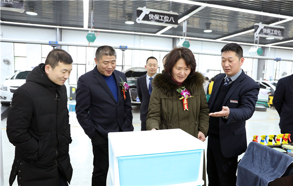 各级领导参观实训课堂