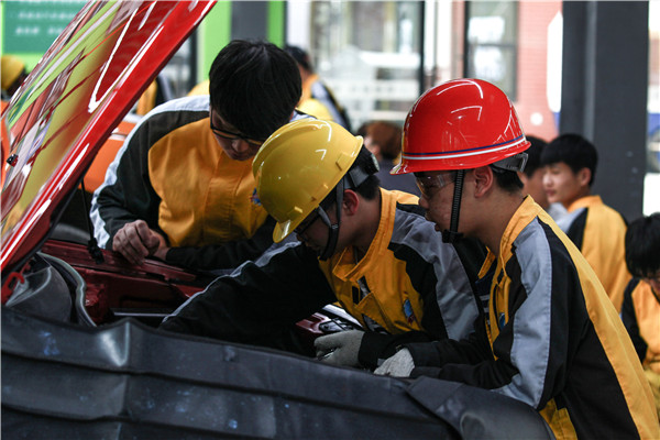 安徽万通学生实训