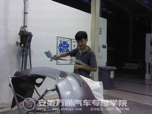 安徽万通杰出校友赵瑞