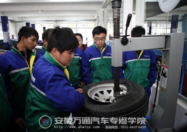 安徽万通驰加共建班，定向委培育人才