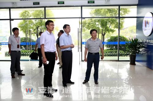 朱军教授参观安徽万通校园