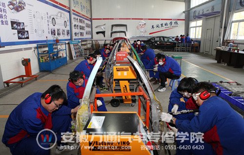 安徽万通汽修学院钣金实训