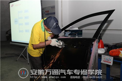 杨久柱老师比赛中