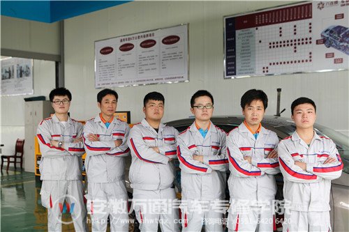 我院参赛的六位学子