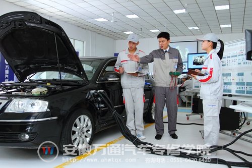 实战实训学真技术，不愁没前途