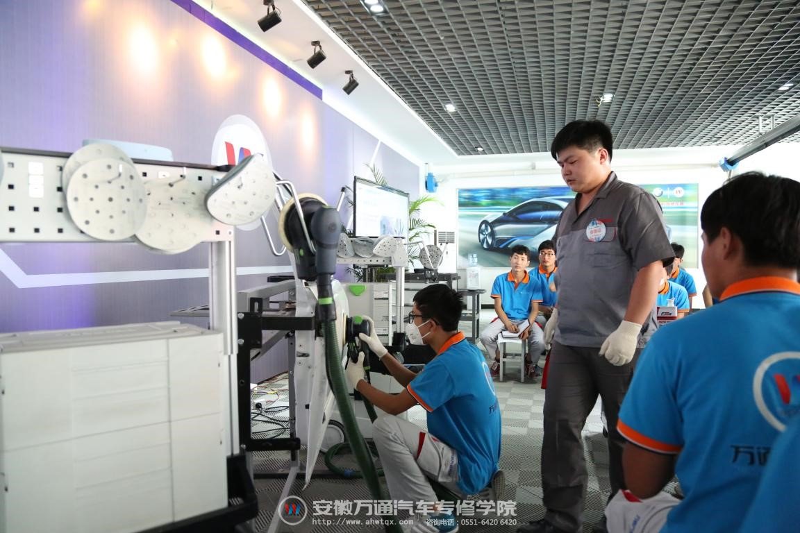 张凯老师比赛现场