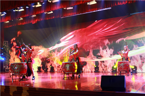 开场舞 鼓声阵阵