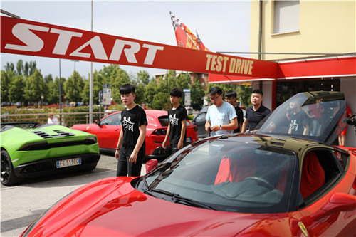 万通极速少年超跑之旅——匠心筑梦汽车教育