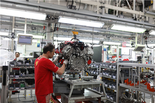 万通极速少年超跑之旅——匠心筑梦汽车教育