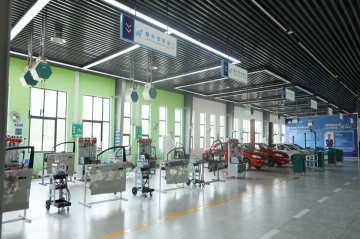 汽车钣金实训中心