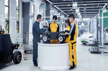 智能网联汽车实训中心